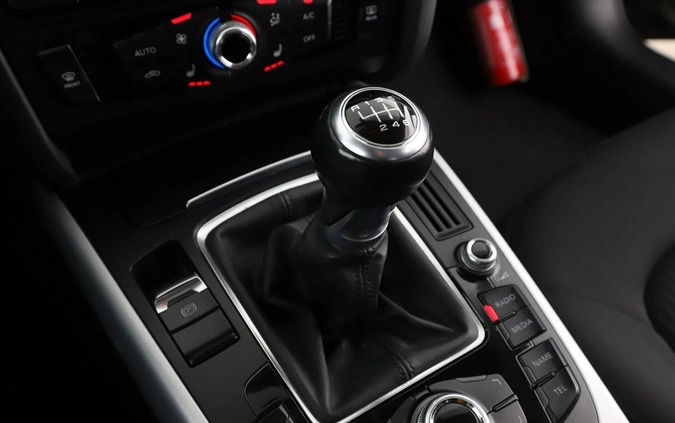 Audi A4 cena 49900 przebieg: 164836, rok produkcji 2015 z Wolsztyn małe 326